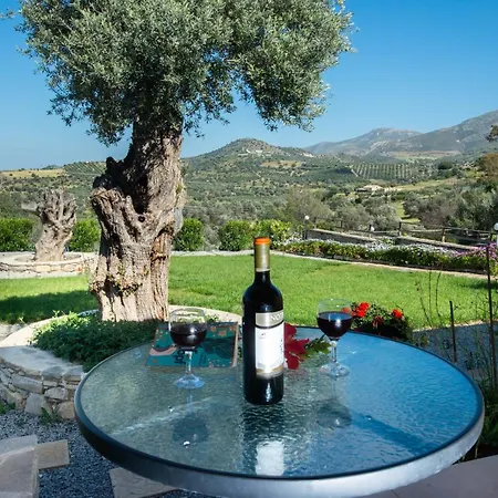 Apartments-studios,sigelakis With Very View * Sívas